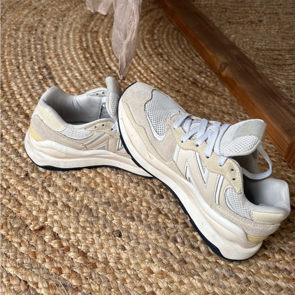 New Balance 57/40 Cream Sneaker - Picture 3 of 7